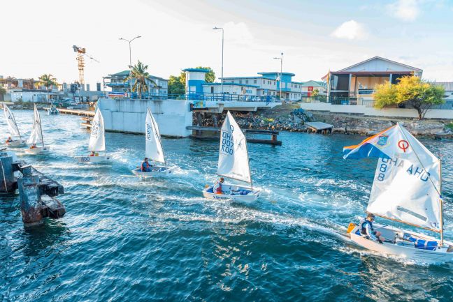 (photo's contributed)